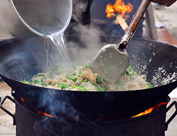 【建發(fā)·半山御園2期】“回味兒時(shí)，大鼎家宴”燃情開(kāi)席